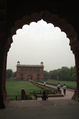 Back to the Entrance - Red Fort