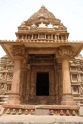 Chaturbhuja Temple