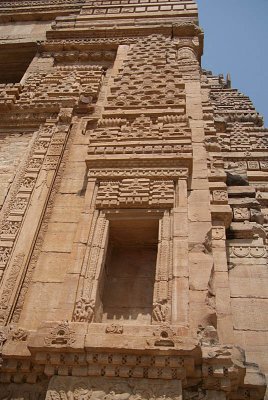 Front of Teli ka Mandir