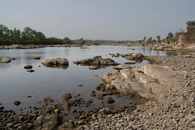 The Betwa River Orchha 09