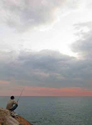 Fisherman at Promenade des Anglais - IMG_7921.jpg