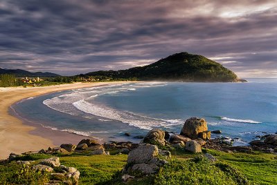 praia da ferrugem garopaba florianopolis