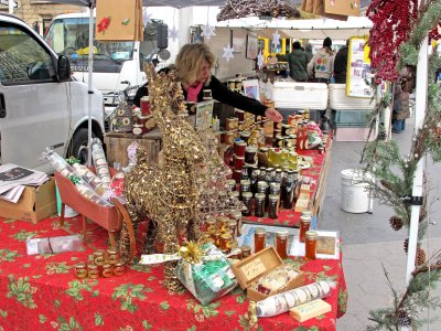 Holiday Sales at the Farmers Market