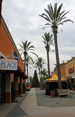 Plaza las Americas Shopping Center