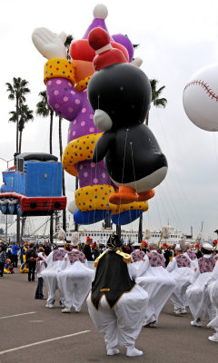 Holiday Bowl Parade