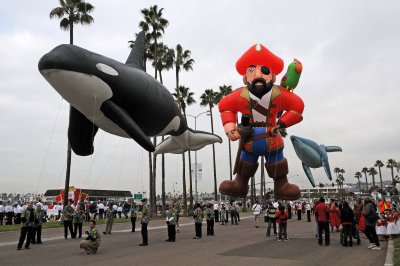 Holiday Bowl Parade