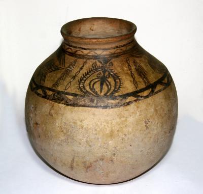 Old Persian Pot - 10 high