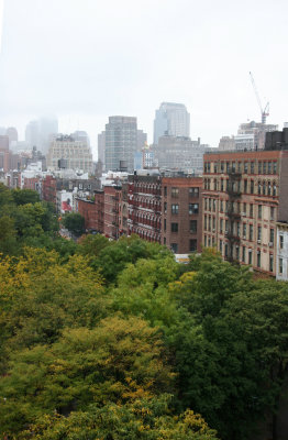 LaGuardia Place Gardens & Downtown Manhattan Skyline