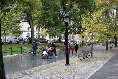 Riverside Drive Park Promenade