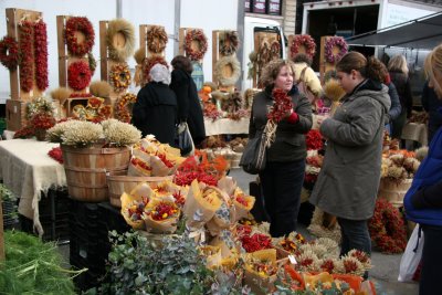 Farmer's Market - Arrangements & Garlands