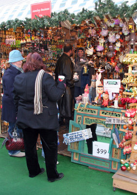 Bryant Park Holiday Shop