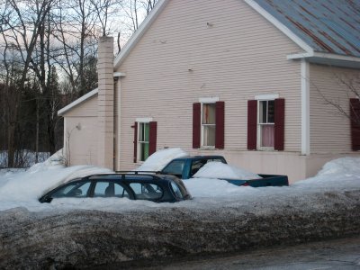 Cars under snow - April 2008