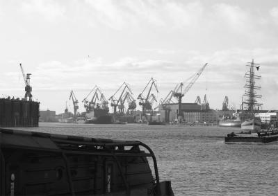 Baltijsky shipyard and STS Mir