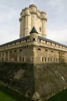 Vincennes castle (right next to our hotel)