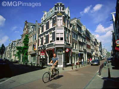 g3/26/585526/3/48686813.28Amsterdam4R2.jpg