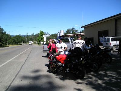 g3/26/595226/3/54197250.LaneDorieandDan2005.jpg