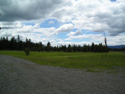 Entrance looking south.JPG