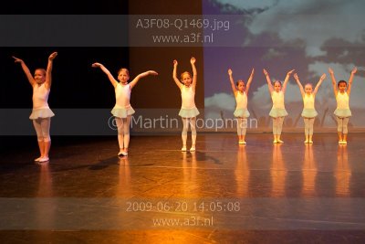 A3F08-Q1469.jpg