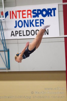 Trampoline2010-0214.jpg