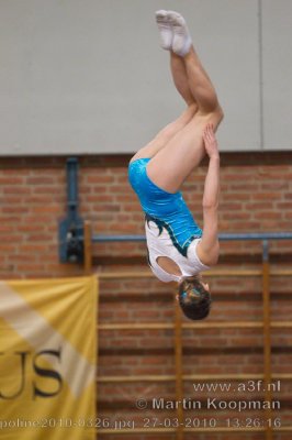 Trampoline2010-0326.jpg