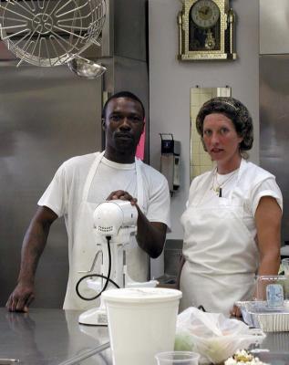 cooking class-cropped_resize.jpg