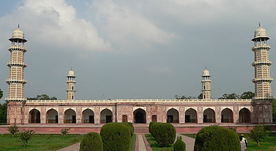 Jahangir's Tomb.jpg
