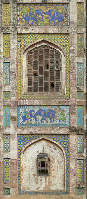 Lahore Fort - Pictured Wall - P1290828.JPG
