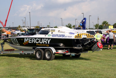 mercury racing.jpg