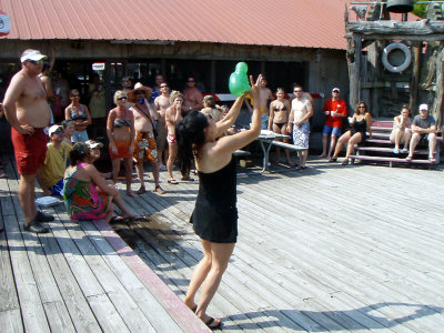 Balloon toss 16.jpg