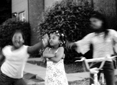 kids7907BW1.jpg