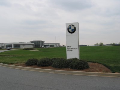 bmw_performance_center