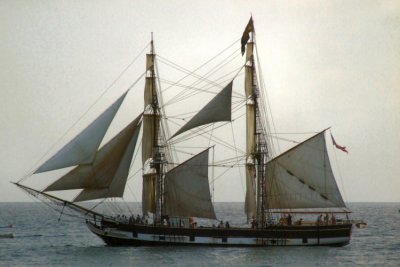 837.JPG