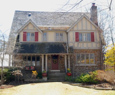 17 Queen Mary's Drive