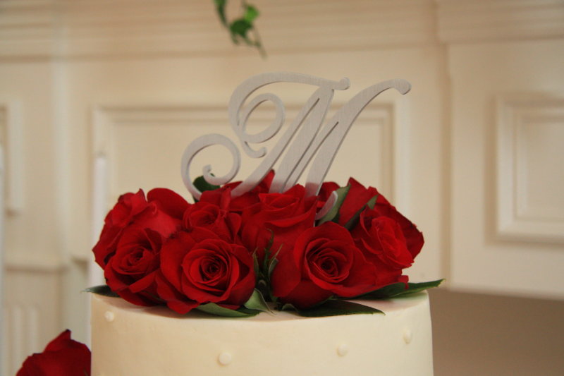 M AND ROSES