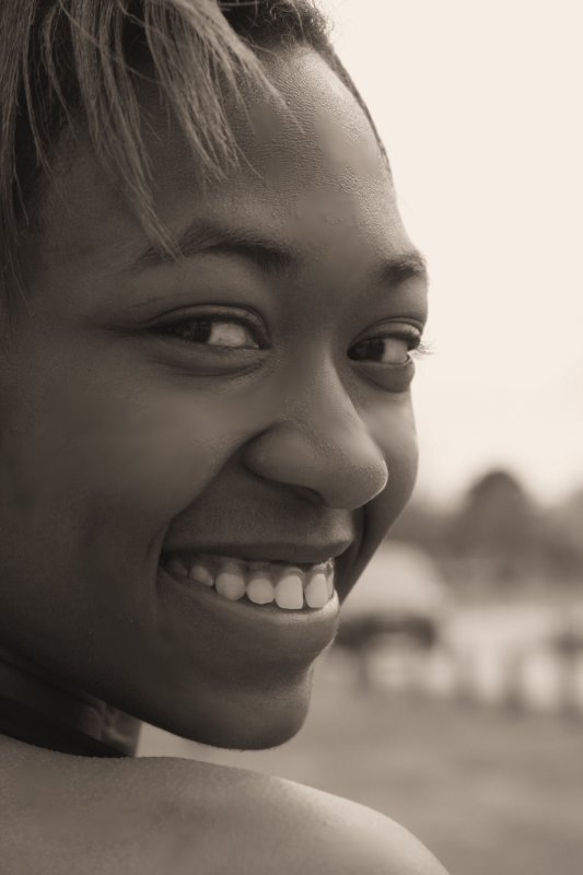 CLOSEUP SMILE