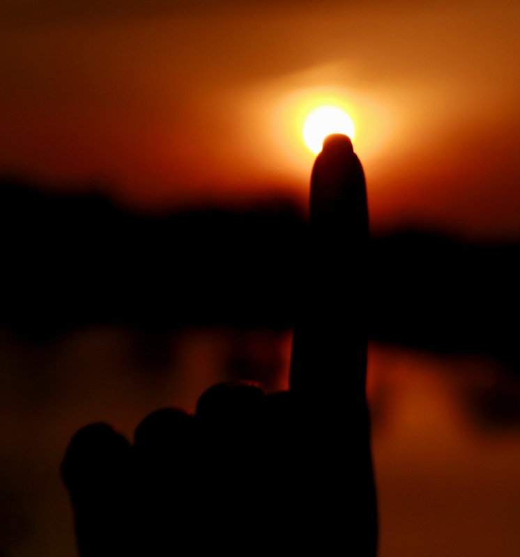 TITC - INTO THE LIGHT - PLACING MY FINGER INTO THE LIGHT
