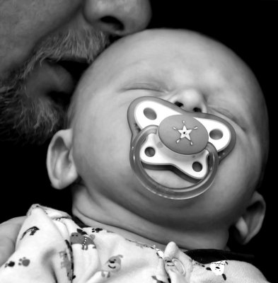 DADDY'S KISS