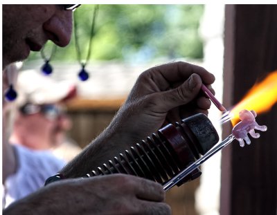 MEMORIES - GLASS BLOWING AND SCULPTING