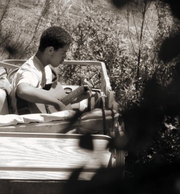 STRUMMING