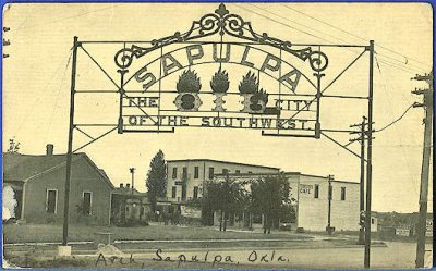 OK Sapulpa Entrance Arch c1908.jpg