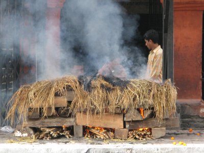 KatmanduFuneral01.jpg