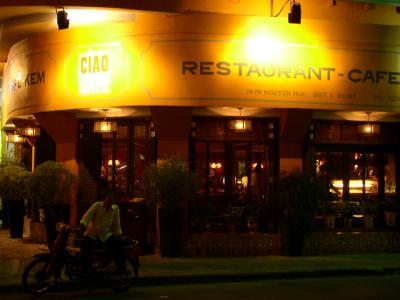 ciao cafe, nguyen hue st.