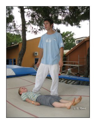 0620 - Max au trampoline