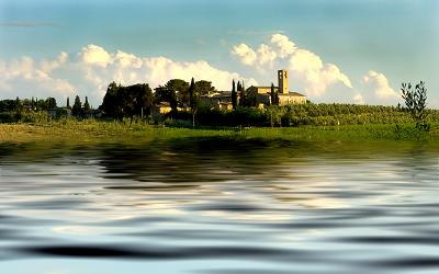 Italian Villa with Lake