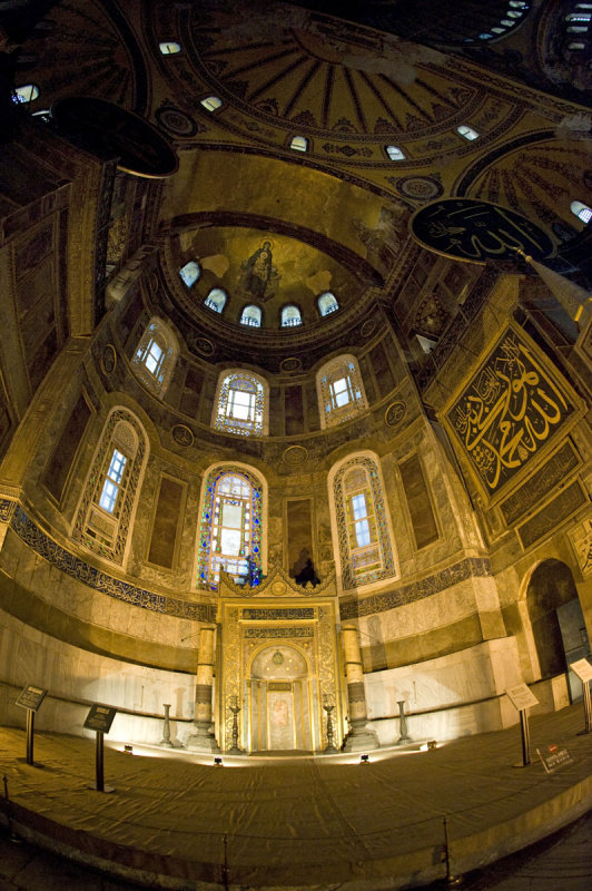 Istanbul december 2009 6881.jpg