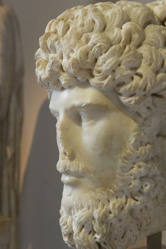 Istanbul december 2009 7198 Lucius Verus.jpg