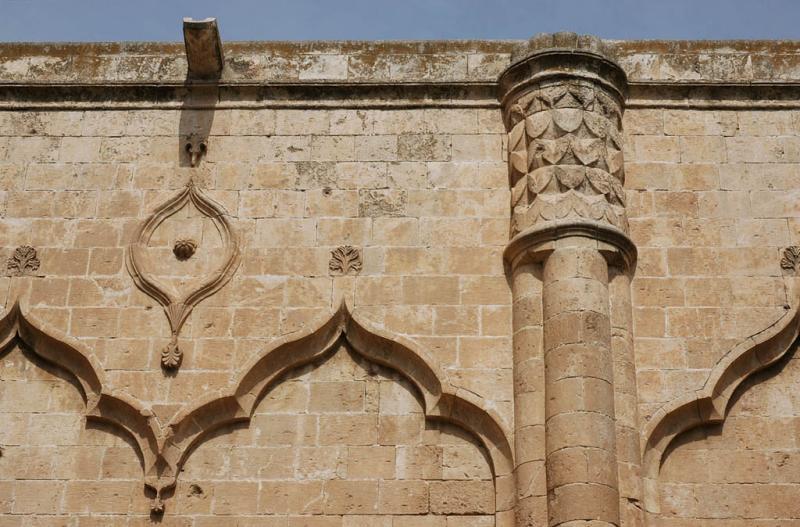 Şanlıurfa at Yeni  Fırfırlı Mosque 3816.jpg