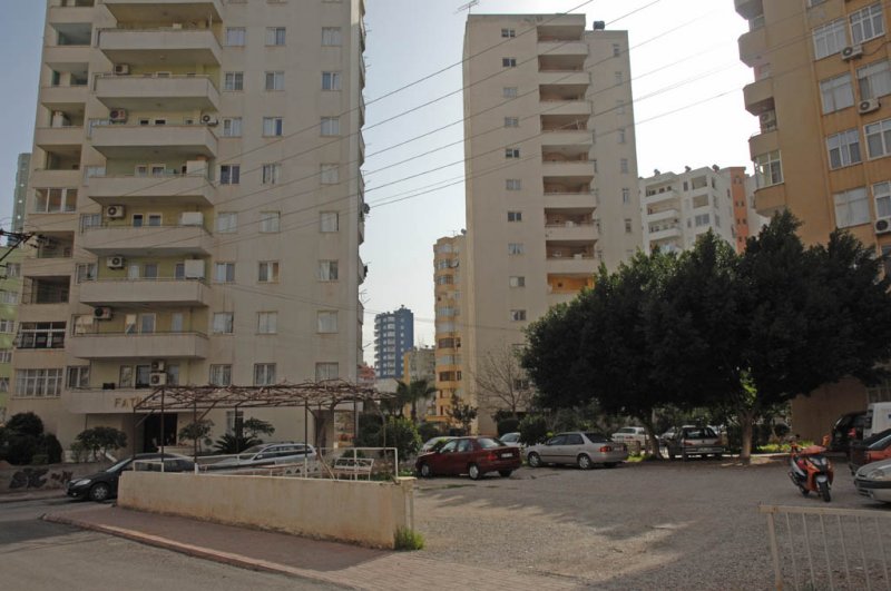 Adana  mrt 2008 3067.jpg