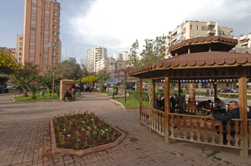 Adana  mrt 2008 3094.jpg
