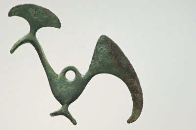 Istanbul Bird shaped pendant, 8-7th century BC , bronze  2008 1273.jpg